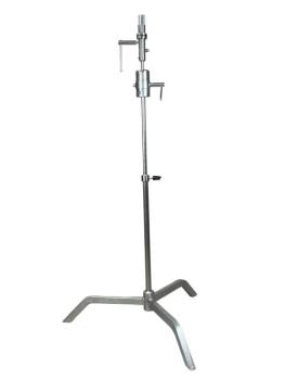 Wig stand with solid tripod