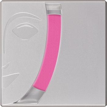 Blusher - hot pink