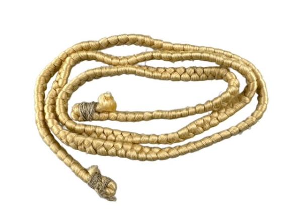 90 cm Angora-Krepp, ca. 7-8 mm breit